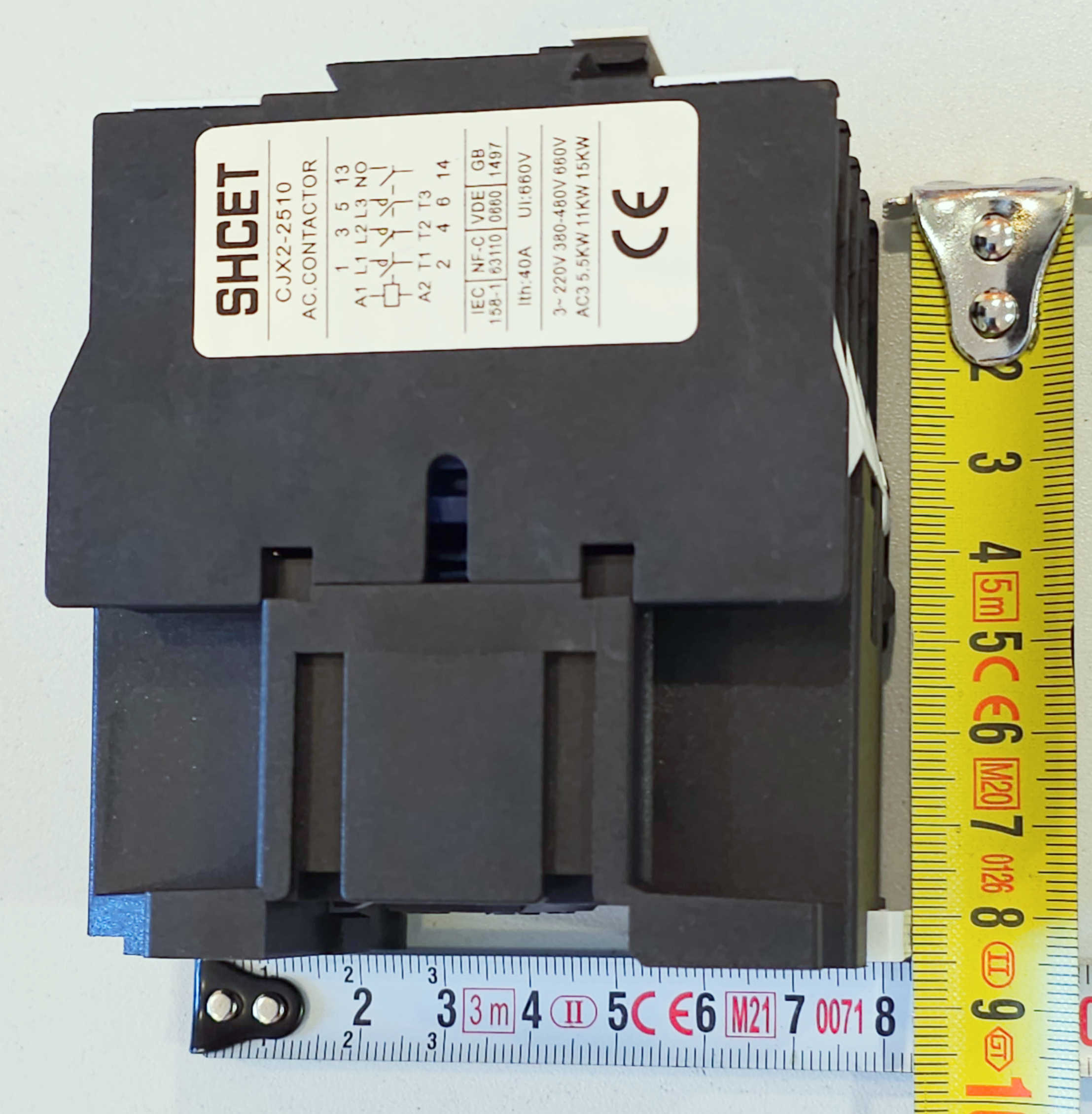 Kis-My-Ft2 - oriorio Kontaktorius magnetinis paleidiklis 3F 25A -11kW 230V M7