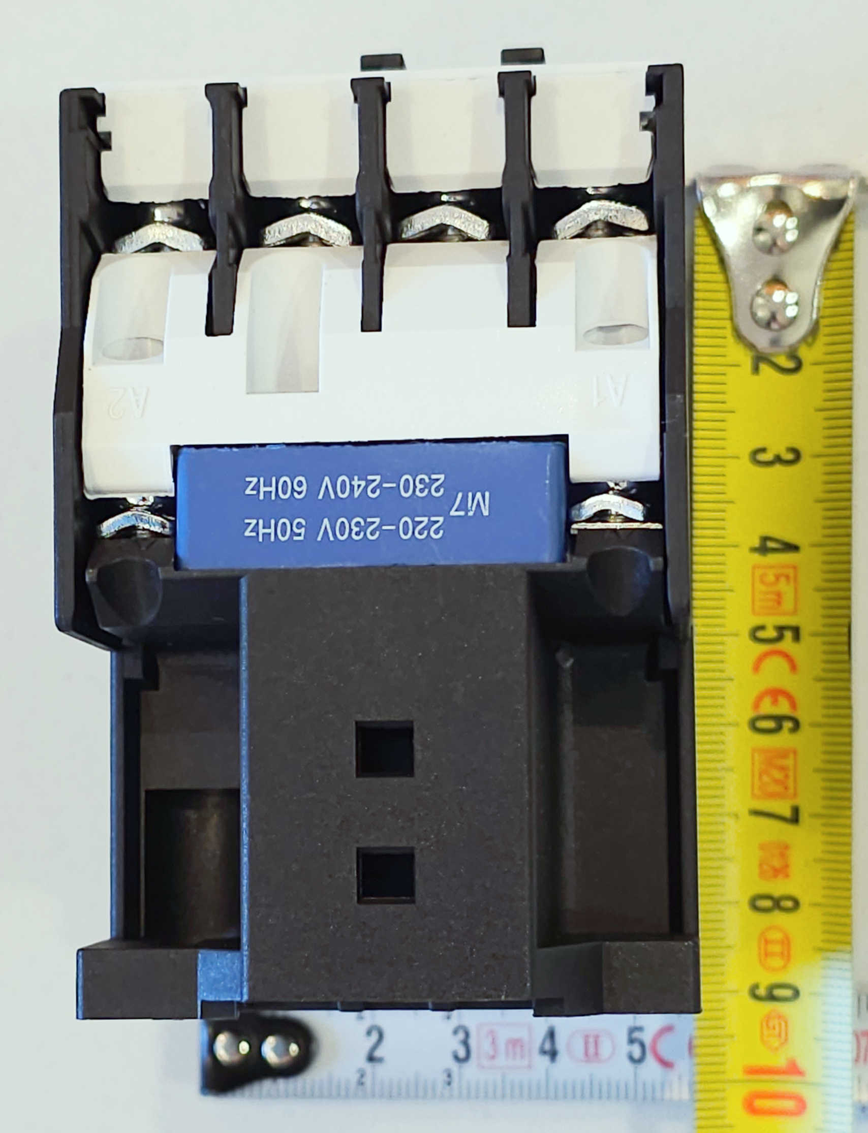 Kontaktorius magnetinis paleidiklis 3F 25A -11kW 230V M7