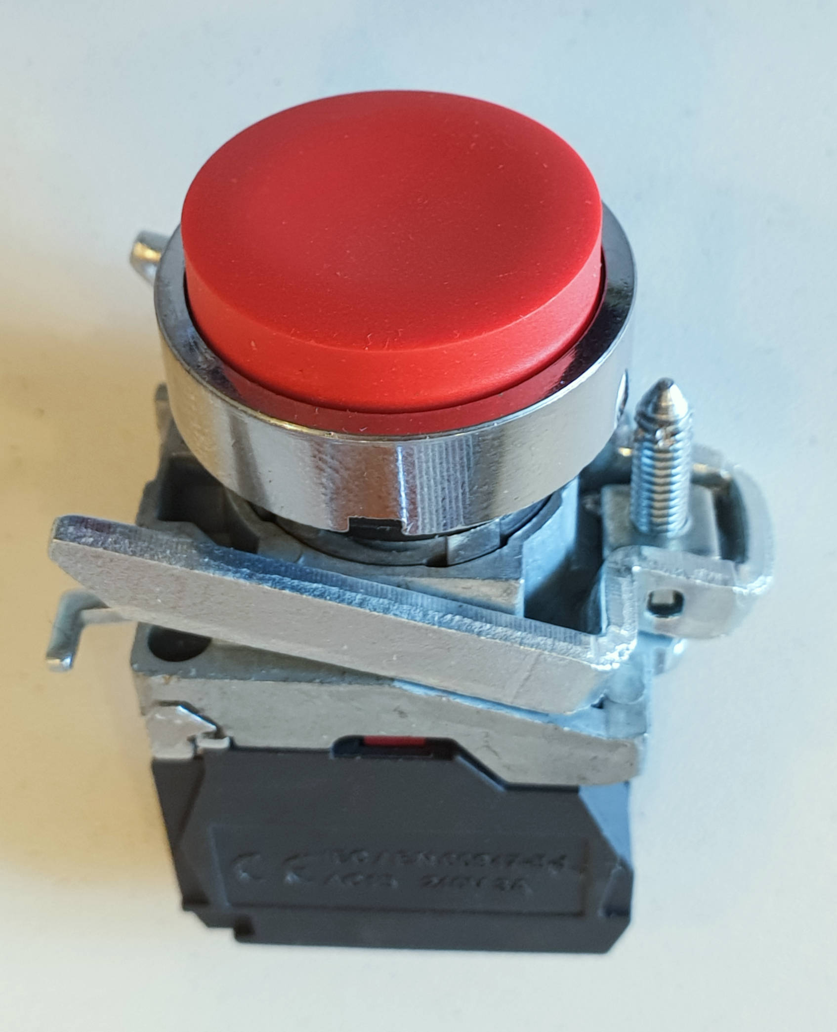 Mygtukas 1 Knop Su kont Raud 1NC IP40 FP PCPB R Promfact
